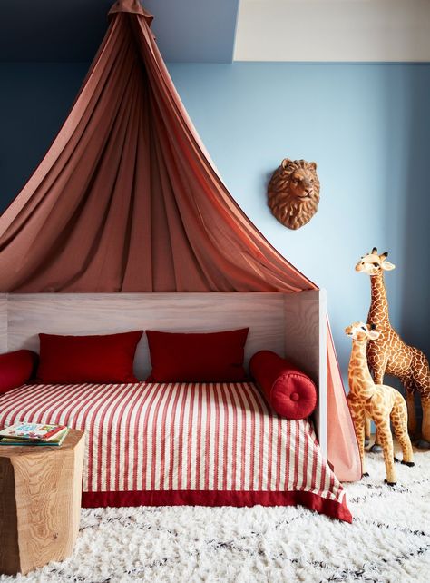 NY Loft by Studio Giancarlo Valle on 1stdibs Room With Blue Walls, Ny Loft, Stuffed Giraffe, Bed Tent, Kids Room Inspiration, Canopy Bed, Kids Interior, Kids Room Design, Giraffes