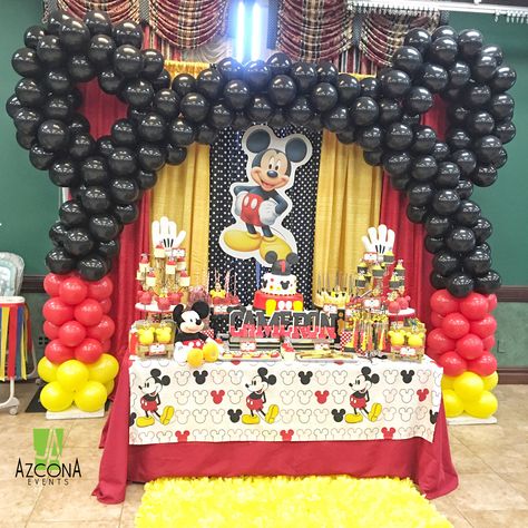 Mickey themed 1st Birthday by us @azconaevents #balloons Mickey Mouse Backdrop Ideas, Mickey Mouse Balloon Arch, Mickey Mouse Birthday Party Decorations, Mickey Mouse Clubhouse Birthday Party Decorations, Mickey Mouse Balloon, Mickey Mouse Theme Party, Mickey Mouse Party Decorations, Mickey Mouse Birthday Decorations, Mickey First Birthday