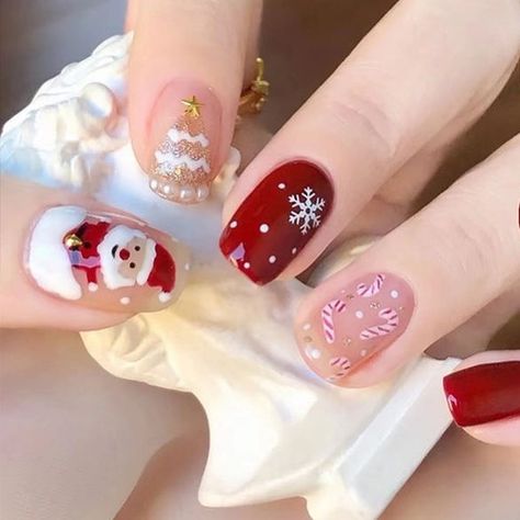 December Nail Designs, Diy Christmas Nail Art, Nail Noel, Blue And Silver Nails, Silver Nail Designs, Golden Nails, December Nails, Hello Nails, Cute Christmas Nails