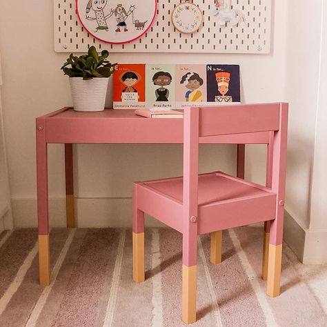 Ikea Kids Table Makeover, Toddler Desk Ideas, Ikea Toddler Table, Painted Kids Table, Children Table And Chairs, Paint Kids Table, Toddler Desk, Bad Room Ideas, Diy Kids Table