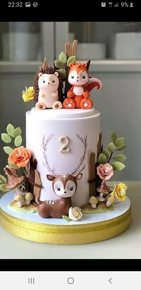 Woodland Cakes, Woodland Theme Cake, Woodland Birthday Cake, Cake Designs For Kids, Woodland Cake, 2 Birthday Cake, Christmas Cake Decorations, Animal Cake