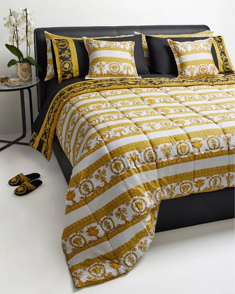 Blankets, Comforters & Luxury Bedspreads | VERSACE Versace Bedding, Italian Glam, Luxury Bedspreads, Queen Size Bed Sets, Baroque Print, Versace Home, Frou Frou, Queen Bedding Sets, Glam Style