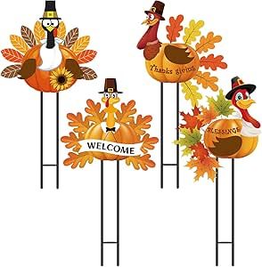 Outdoor Thanksgiving Decorations Yard, Thanksgiving Decorations Outdoor, Turkey Decor, Thanksgiving Blessings, Metal Pumpkins, Yard Decorations, Garden Porch, Garden Decorations, Colorful Feathers