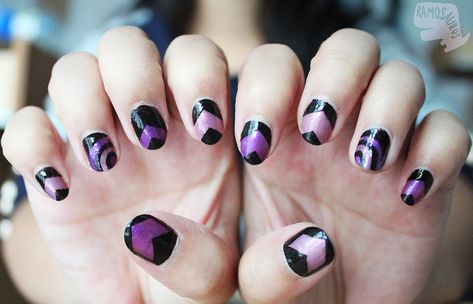 Hawkeye nails by ~xcalixax on deviantART Hawkeye Nails, Avengers Nail Art, Superhero Nails, Hawkeye Series, Avengers Nails, Marvel Nails, Riza Hawkeye, Kate Bishop, Disney Nails