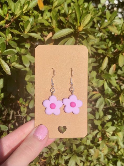 Y2k Clay Earrings, Y2k Flower, Homemade Earrings, Diy Earrings Polymer Clay, Indie Jewelry, Clay Diy Projects, Polymer Clay Diy, Polymer Clay Jewelry Diy, Summer Earrings