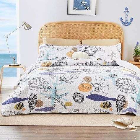 Amazon.com: Love's cabin Quilts for Queen Bed Blue Bedspreads - Soft Bed Summer Quilt Lightweight Microfiber Bedspread- Modern Style Coin Pattern Coverlet for All Season - 3 Piece (1 Quilt, 2 Pillow Shams) : Home & Kitchen Coastal Bedding Sets, Blue Bedspread, White Bedspreads, Nautical Quilt, Coastal Bedding, Master Room, Summer Quilts, King Size Quilt, Bedspread Set