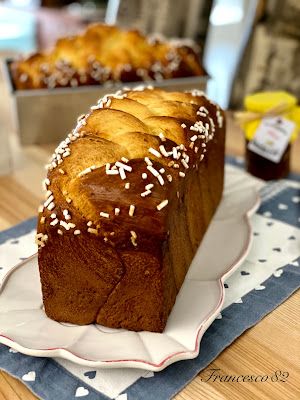 Lumberjack Cake, Italian Easter Bread, Focaccia Dolce, Sweet Bread Rolls, Italian Cuisine Recipe, Pane Dolce, Torte Cake, Easter Bread, Bakery Bread