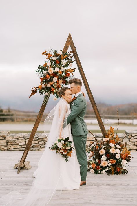 Fall Wedding Triangle Arch, Wedding Arch Ideas Colorful, Triangle Altar Wedding, Mountain Wedding Arch, Triangle Arch Wedding, Draping Wedding, Sedona Wedding, Wedding Arch Flowers, Wedding Altars