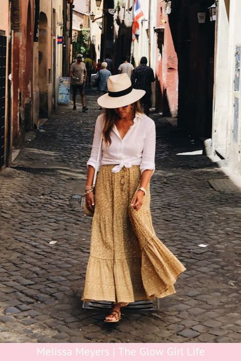 Romantic Outfit Summer, Peasant Skirt Outfit, European Fashion Summer, Skirt Outfit Ideas, Stile Boho Chic, Look Boho Chic, Stylish Outfits For Women Over 50, Peasant Skirt, European Summer Outfits