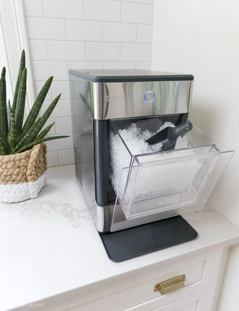 This countertop ice maker makes the BEST nugget ice! Nugget Ice, Ice Making, Nugget Ice Maker, Ice Makers, House Essentials, Future Apartment Decor, Ice Machine, Dream House Rooms, Cool Kitchen Gadgets