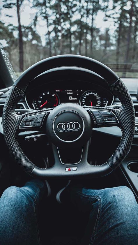 Audi Interior, Luxury Car Garage, Luxury Lifestyle Aesthetic, Drivers Education, Audi Car, Luxury Car Interior, Audi Rs3, Audi Rs, Car Features