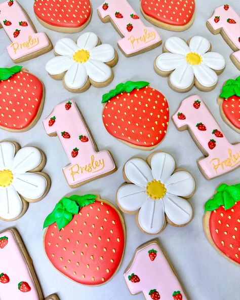 🍓 A very berry Monday to you! #strawberrycookies #kupcakekitchen #customcookies #wantcake #birthdayideas #birthdaypartyideas #birthdayinspiration #cookiedecorating #cookiedesign #cookieideas #cookieinspo #cookiesfordays #cookiegifts #cookielove #cookielovers #cookietime #cookielife #cookieporn #cookielover #designercookies #bestcookiesever #birthdaycookies #firstbirthdaycookies #1stbirthdaycookies #glutenfreedesserts #santaclarita #santaclaritavalley Barry First Birthday, Berry Sweet 1st Birthday Cookies, Berry Special Birthday, Berry Sweet One Cookies, Strawberry 1st Birthday Cookies, Berry Birthday Cookies, Berry First Birthday Cookies Decorated, Strawberry Shortcake Sugar Cookies, Strawberry Birthday Cupcakes