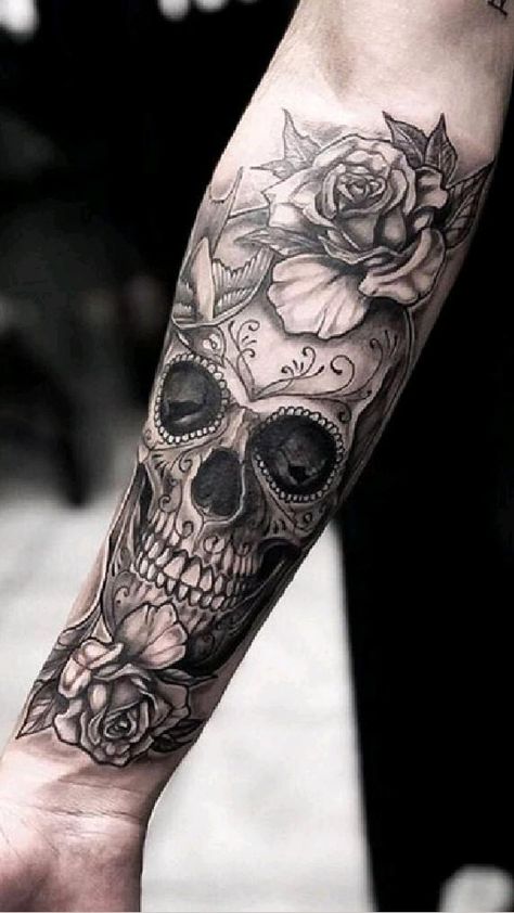 Pretty Skull Tattoos, Floral Skull Tattoos, Tattoo Crane, Mexican Skull Tattoos, Shen Long Tattoo, Candy Skull Tattoo, Skull Tattoo Designs, Mangas Tattoo, Skull Rose Tattoos