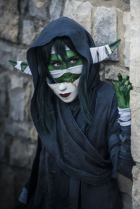 Brave Cosplay, Goblin Costume, Nott The Brave, Mushroom Outfit, Critical Role Cosplay, Cosplay Photoshoot, Snake Photos, Mighty Nein, Critical Role Fan Art