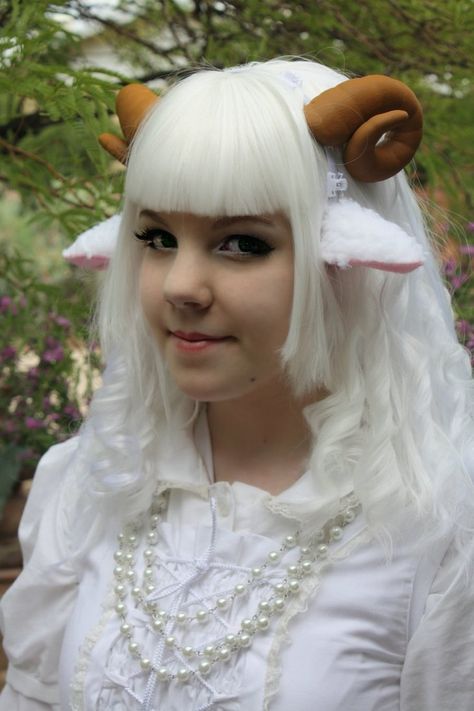 Here's my finished sheep ears and horns Sheep Costume Women, Sheep Outfit, Lamb Cosplay, Sheep Costume, Lamb Costume, Sheep Costumes, Horns Costume, Sheep Ears, Cosplay Horns