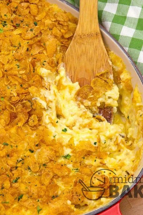 Cheesy Potatoes Recipe, Cheesy Potato Casserole, Cheesy Potato, Hashbrown Recipes, Summer Recipes Dinner, Potato Sides, Fast Dinners, Potato Side Dishes, Cheesy Potatoes