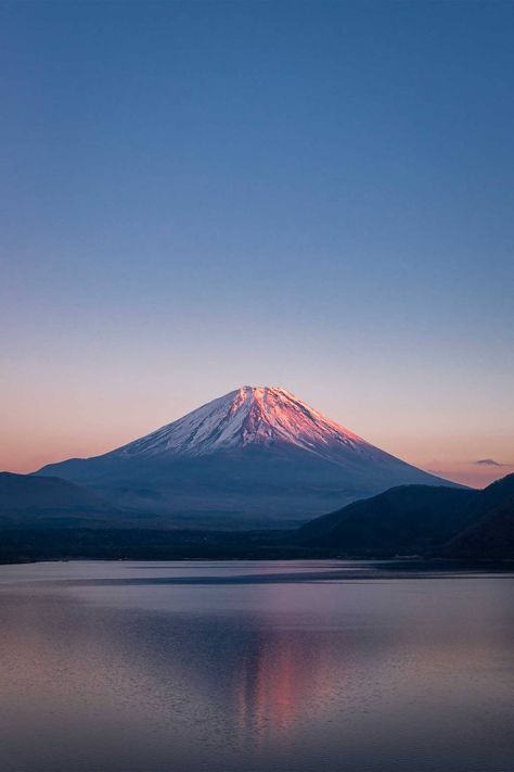 Mount Fuji, Japan Gunung Fuji, Mount Fuji Japan, Fuji Japan, Fuji Mountain, Monte Fuji, Places In Usa, Japan Landscape, Mont Fuji, Japan Photography