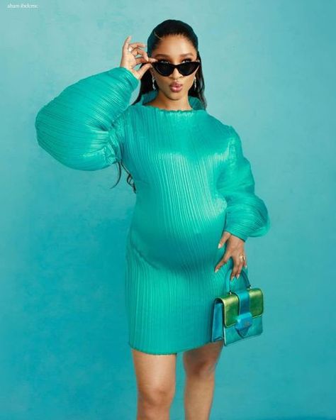 Actress Adesua Etomi shares stunning new maternity photos. Pregnancy Photoshoot Poses, Adesua Etomi, Pregnant Women Fashion, Maternity Studio Photoshoot, Maternity Studio, Maternity Photography Couples, Studio Photoshoot, Maternity Photos, Baby Photoshoot