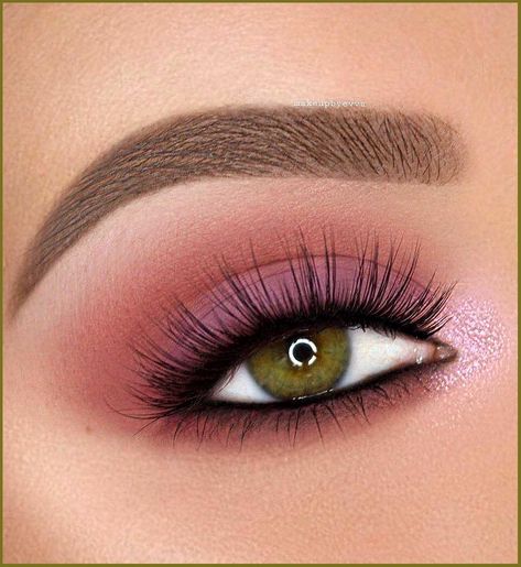 Makeup Ideas Step By Step, Matte Make Up, Party Makeup Tutorial, Make Up Designs, Tutorial Eyeshadow, Eyeshadow Tips, Witch Makeup, Makeup Tutorial Eyeshadow, Makeup Tut