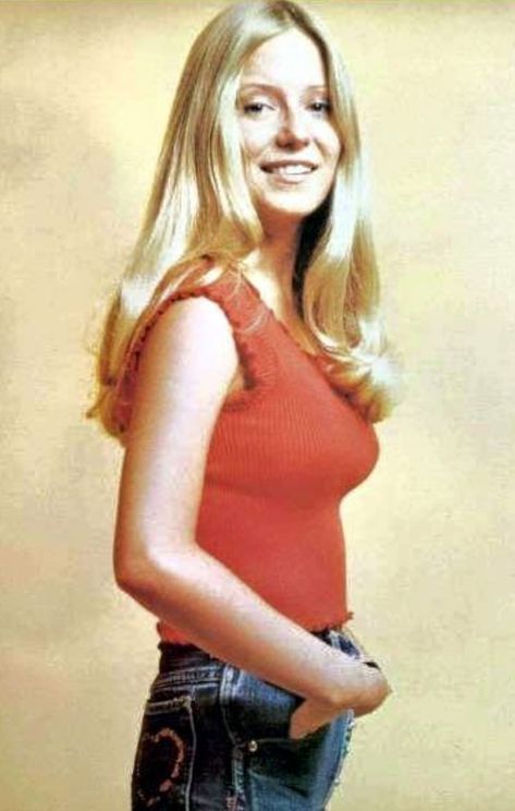 Eve Jan Brady, Eve Plumb, Cheryl Ladd, Strong Female Characters, The Brady Bunch, Diane Lane, Popular Shows, Famous Women, Tv Stars