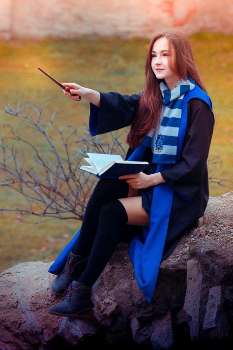 Ravenclaw Cosplay, Harry Potter Photography, Butterfly Wedding Cake, Ravenclaw Pride, Harry Potter Oc, Ravenclaw House, Harry Potter Cosplay, Face Swap, Hogwarts Aesthetic