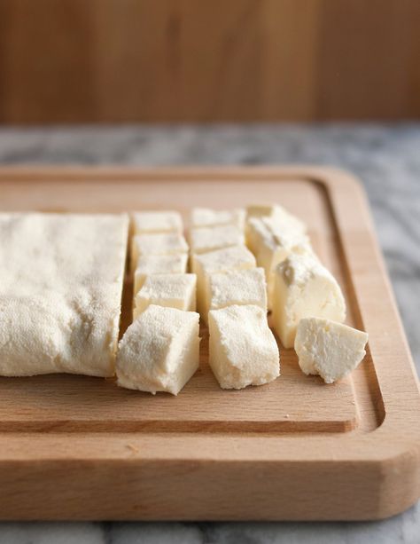 How To Make Paneer Cheese in 30 Minutes Gallon Of Milk, How To Make Paneer, Paneer Cheese, Homemade Curry, Homemade Cheese, Cooking Lessons, Queso Fresco, Indian Cooking, Indian Dishes