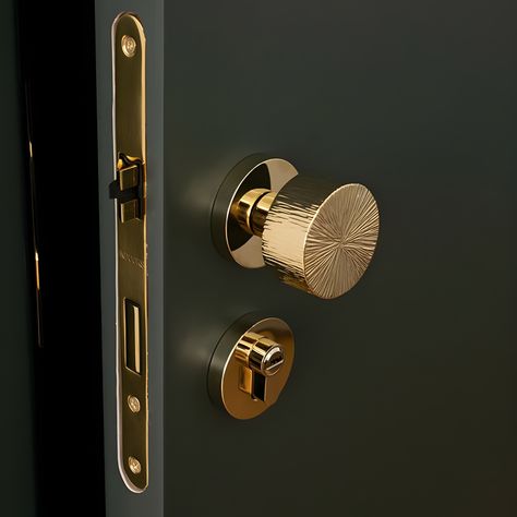 Handle Shop Couture introduces the ARTEM door knob collection, a vintage-inspired range crafted from 100% solid brass. Available in three signature finishes and five configurations, these knobs are perfect for modernizing traditional spaces or refreshing any room in your home. Main Door Knobs, Door Locks And Handles, Gold Door Handle, Unique Door Knobs, Gold Door Knobs, Door Knobs Interior, Modern Door Hardware, Brass Door Knob, Door Handle With Lock