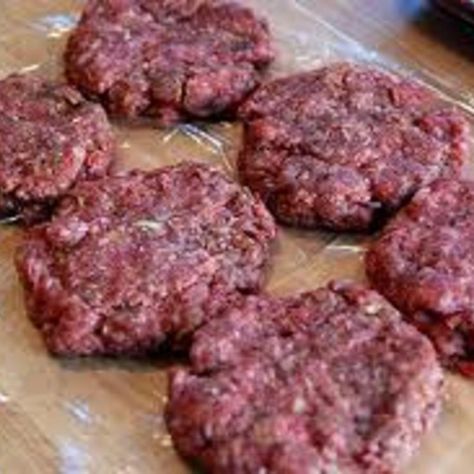 These tasted delicious. I made homemade hamburger buns to eat them on. Perfect for a simple weekday meal. Best Hamburger Recipes, Hamburger Recipes Patty, Homemade Hamburger Buns, Homemade Hamburgers, Homemade Burgers, Weekday Meals, Hamburger Meat, Hamburger Recipes, Hamburger Patties