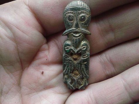 Viking amulet, IX - X centuries. Huginn And Muninn, Historical Viking, Viking Jewellery, Odin's Ravens, Pagan Gods, Odin God, Viking Life, Norse Pagan, Viking Culture