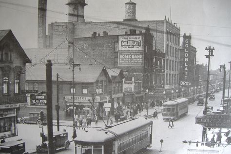 West on Chicago Ave at Ashland 1920's | Flickr - Photo Sharing! The Vanishing Stair, Truly Devious, Maureen Johnson, Historic Pictures, Chicago Pictures, Chicago History, Olden Days, Chicago River, Chicago Photos