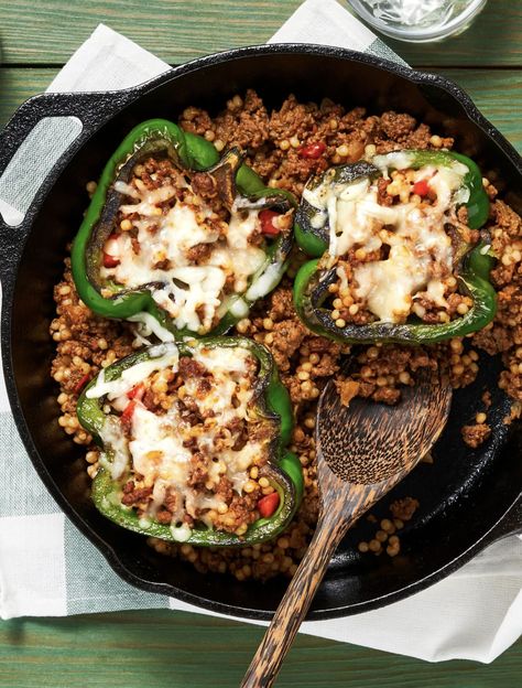 Fun quick beef recipe with pearled couscous topped with mozzarella | More recipes on www.HelloFresh.com Tuscan Beef, Stuffed Peppers Beef, Hello Fresh Recipes, Juicy Tomatoes, Hello Fresh, Peppers Recipes, Iron Skillet, Ground Pork, Couscous