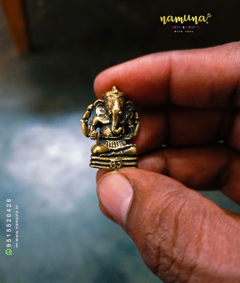 Namuna Arts, Pooja Room Design, Brass Art, Pooja Room, Pooja Rooms, Room Design, Art Gallery, Arts And Crafts, Statue