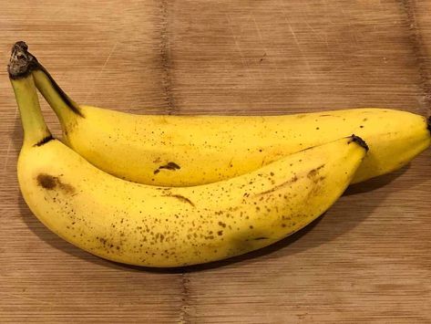 2 Banana Bread Recipe (Banana Bread with 2 Bananas) Banana Bread With 2 Bananas, 2 Banana Bread, 2 Bananas Banana Bread, Recipe Banana Bread, Recipe For Banana Bread, Best Banana Bread Recipe, Banana Bread Recipe Moist, Recipe Banana, Recipe For 2