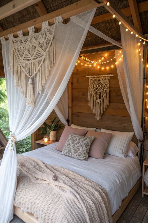 Rustic Canopy Bed, Western Bed Frame, Canopy Bed Wood, Cozy Cabin Bedroom, Western Bed, Canopy Bed Curtains, Fall Bedroom Ideas, Cabin Bedroom, Cozy Fall Bedroom