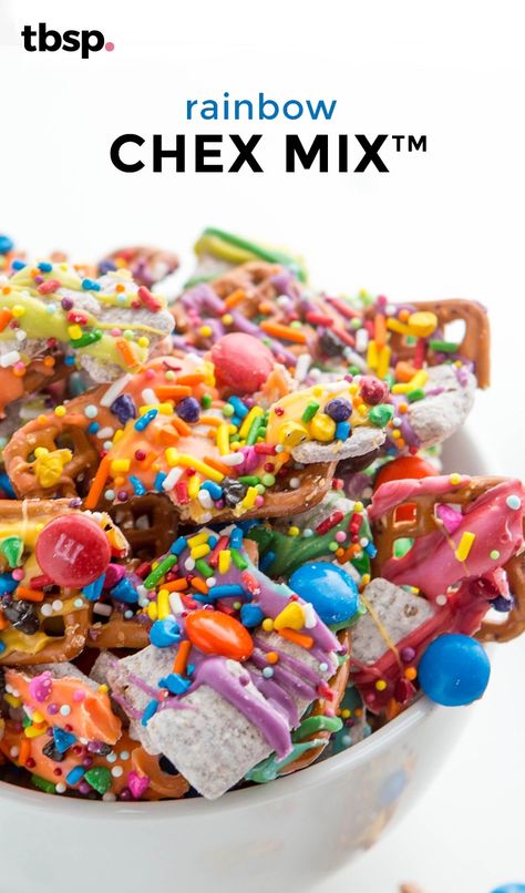 Chocolatey Muddy Buddies® and pretzels get coated with ALL THE COLORS in this super simple, party-perfect rainbow snackable. Puppy Chow Chex Mix Recipe, Basic Cooking, Chex Mix Recipes, Muddy Buddies, Snack Mix Recipes, Chex Mix, Smart Cooking, Snack Mix, Kids Snacks