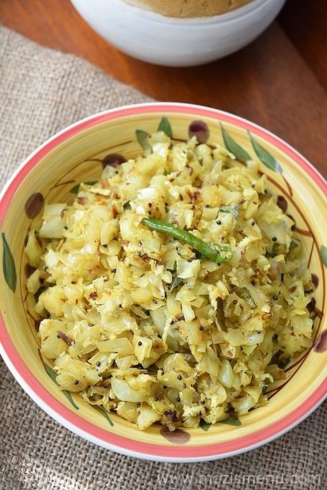 Cabbage Thoran, Onam Festival, Cabbage Stir Fry, Fish Curry, Food Names, Curry Leaves, Fried Fish, Satisfying Food, Side Dishes Easy