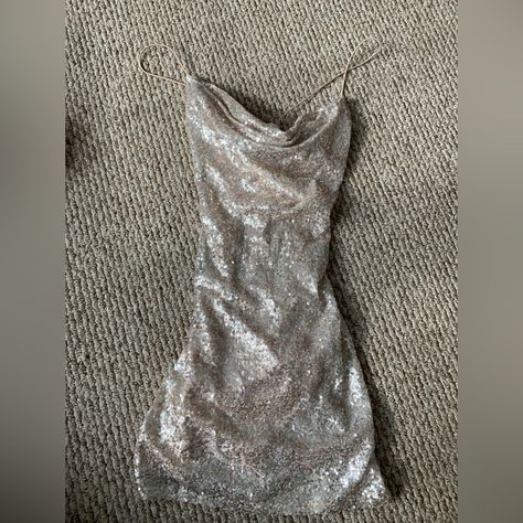 Sparkly Dress From Windsor. Never Worn Silver Sparkly Mini Dress, Formal Silver Dress, Diamond Birthday, Silver Dresses, Sparkly Mini Dress, Hoco Dresses Tight, Random Aesthetic, Aesthetic Board, Windsor Dresses