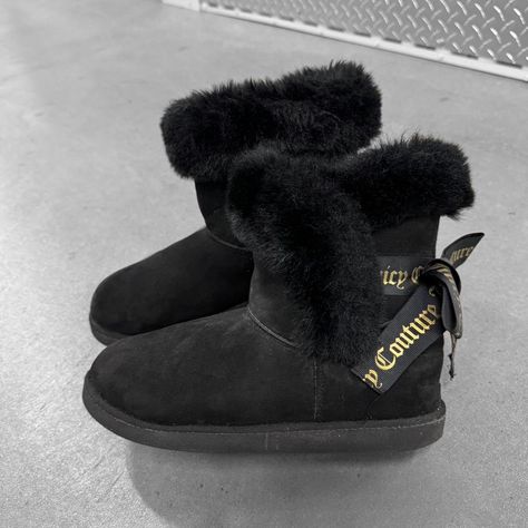 Juicy Couture Bow Fur Boots

These are the perfect... - Depop Juicy Couture Winter Boots, Fur Trim Top, Couture Boots, Juicy Couture Boots, Winter Boots Outfits, Clothing Pieces, Trim Top, Gold Ribbon, Fur Boots