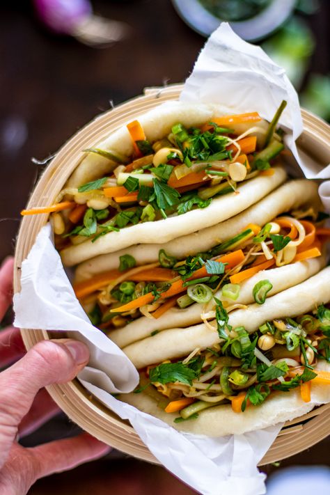 Vegetarian Bao Buns Filling, Bao Buns Vegetarian, Vegetarian Bao, Vegan Bao Buns, Vegan Bao, Asian Feast, Bao Recipe, Sesame Noodles Recipe, Moo Shu