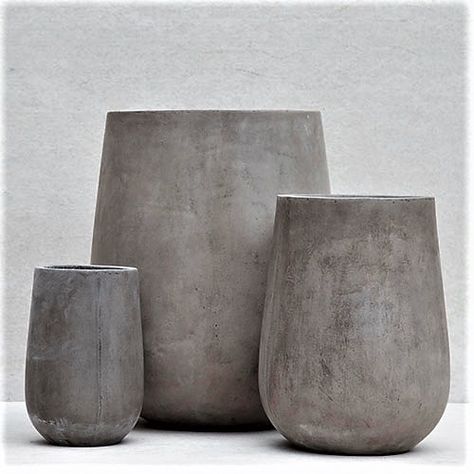 Cement Plant Pots, Vasos Vintage, Modern Planters Outdoor, Concrete Plant Pots, Plant Pot Design, Large Plant Pots, Concrete Bowl, Beton Design, Wicker Planter