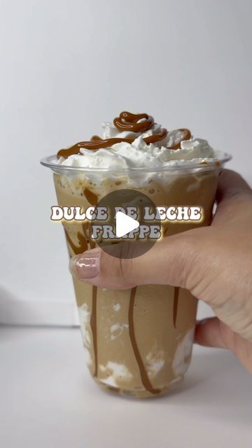 The Cafecito Corner ™ on Instagram: "Here’s last week’s frappe! 

Dulce de leche as a frappe is absolutely mouth watering… 100/10
•
Ingredients and recipe at end of video - recipe card can also be found in the link in my bio for easy saving
✨
Follow me on TikTok and Instagram: @ thecafecitocorner
Ask me to re-make your favorite recipe
Link in bio has my favorites & discount codes for syrups, cups and more 
•
•
#coffeeathome #athomebarista #icedcoffee #icedlatte #hotlatte #coffee #coffeevideos #coffeerecipes #dulcedeleche #frappe #frappuccino #dulcedelechefrappe #frap #ninja #ninjablender" Carmel Frappe Recipes, Frappe Recipe Homemade, Frappe Recipe, Frappuccino Recipe, Sweet Moments, Iced Latte, Recipe Card, Frappe, Coffee Recipes