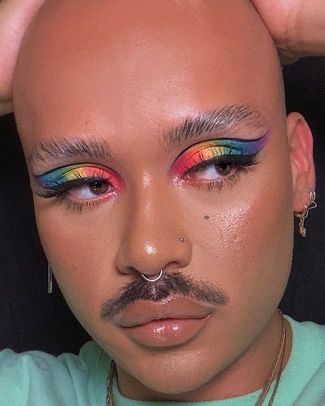 Bisexual Makeup, Gay Prom, Rainbow Eye Makeup, Eye Makeup Styles, Pride Makeup, Graphic Makeup, Makeup For Black Skin, Rainbow Makeup, Eye Makeup Designs