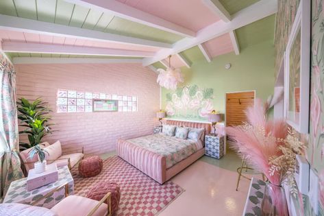 Photo 4 of 6 in Trixie Mattel Shares DIY Advice—and What You Didn’t See on Her New Home Reno Show - Dwell Trixie Motel, Flamingo Room, S Images, Trixie Mattel, Room Photo, Dull Colors, Prefab Homes, Modern Homes, Home Reno