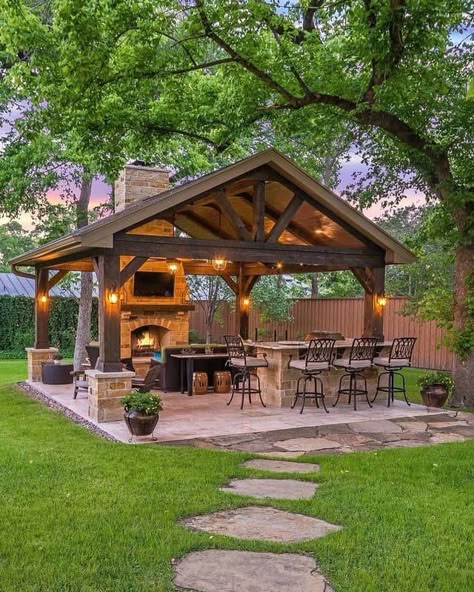 Outdoor Cabana Ideas Backyards, Half Acre Backyard Ideas, Outdoor House Ideas, Outdoor Shelter Ideas, Covered Outdoor Kitchen Design, Pavilion Kitchen, Free Standing Patio, Building Backyard, Backyard For Entertaining