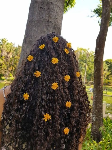 Girl with brown long curly hair with sunflowers in her hair sitting in garden
#curlyhair #longcurlyhair #curlyhairstyle Hair Vision Board, Indian Wavy Hair, Curly Hair Care Products, Curly Hair Products, Curly Hair Care, Hair Care Products, Hair Products, Wavy Hair, Care Products