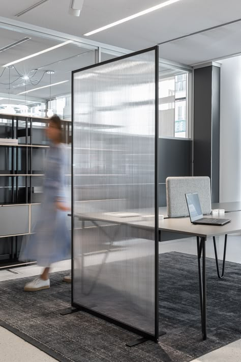 Office Divider, Free Standing Partition, Office With Glass Partition, Office Screens Divider, Glass Partition Designs Office, Glass Office Partitions Work Spaces, Aluminium Partition Office, Standing Office, Office Screens