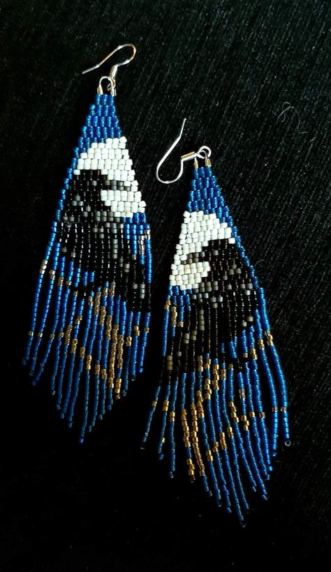 Pagan Beading Patterns, Studio Ghibli Beaded Earrings, Beaded Raven Pattern, Crow Beaded Earrings, Western Beaded Fringe Earrings, Raven Beaded Earrings, Beaded Bird Earrings, Native Beading Patterns Earrings, Brickstitch Earring Patterns