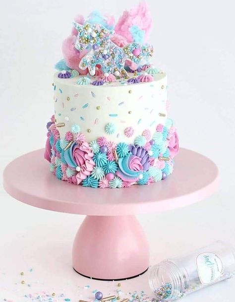 Savory Cakes, Unicorn Cake, Pink Cake, Birthday Cake Ideas, Unicorn Birthday, Unicorn Party, 6th Birthday, Layer Cake, 5th Birthday