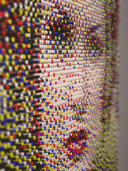 Cool tutorial for creating push-pin art Thumbtack Art, Push Pin Art, Portrait Creative, Limited Palette, Group Art, High School Art, School Art Projects, Pin Art, Push Pins