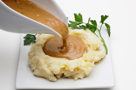 Best Ever Mushroom Gravy Popeyes Mashed Potatoes And Gravy, Popeyes Mashed Potatoes, Popeyes Gravy Recipe, Salsa Gravy, Mashed Potatoes And Gravy, Vegan Mushroom Gravy, Potatoes And Gravy, Gluten Free Gravy, Chicken Gravy Recipe